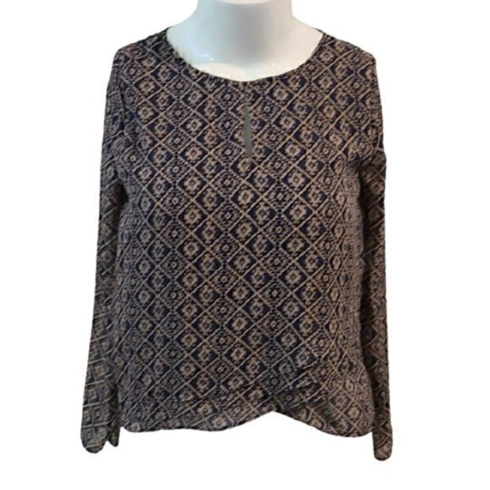 [Paper Crane] Geometric Long Sleeve Top - Size M
